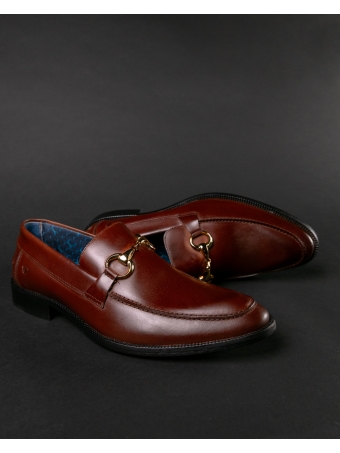 Sapato Mocassim Loafer com Fivela Mouro-Marrom