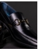 01 Sapato Mocassim Loafer Preto com Fivela Dourada